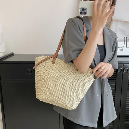 Casual Travel Straw Shoulder Beach Bag - Image 5