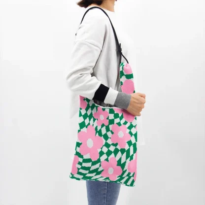 Tri-Color Flower Plaid Beach Tote Bag