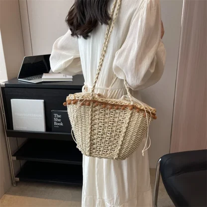 Chic Small Straw Beach Crossbody Bag