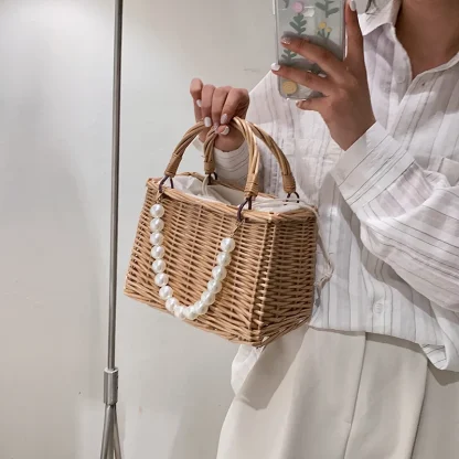 Fashionable Small Straw Shoulder Beach Bag - Image 3