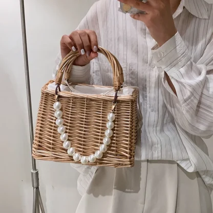Fashionable Small Straw Shoulder Beach Bag