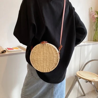 Small Circular Crossbody Beach Bag - Image 5