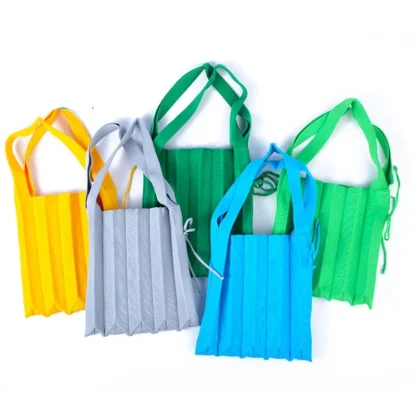 Chic Pleated Knit Beach Tote Bag - Image 4