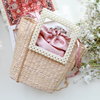 Pearl-Like Handle Chain Straw Beach Bag - Image 6