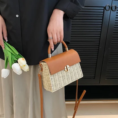 Fashionista Straw Shoulder Beach Bag - Image 4