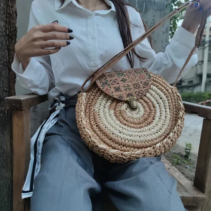 Round Straw Woven Summer Beach Bag - Image 3