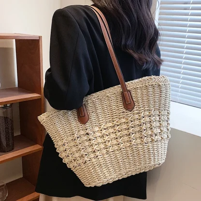 Trendy Casual Travel Shoulder Beach Bag - Image 2