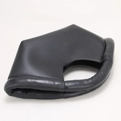Shell-Shaped Beach Bag - Image 5