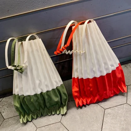 Simple Design Versatile Folding Beach Bag - Image 2