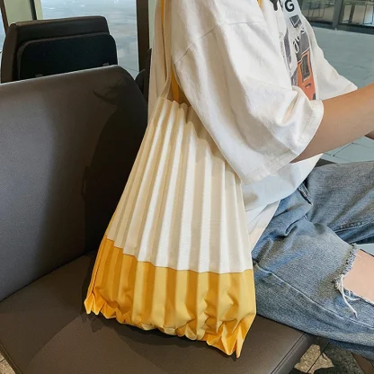 Simple Design Versatile Folding Beach Bag