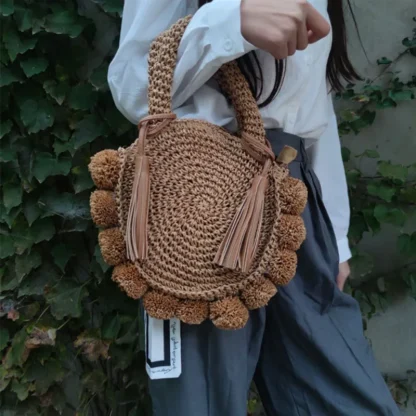 Circular Design Straw Tassel Beach Bag
