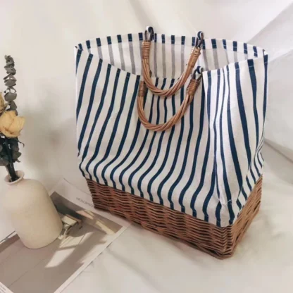 Striped Rattan Splicing Beach Bag - Image 4