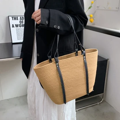Cottage Basket Beach Tote Bag - Image 4