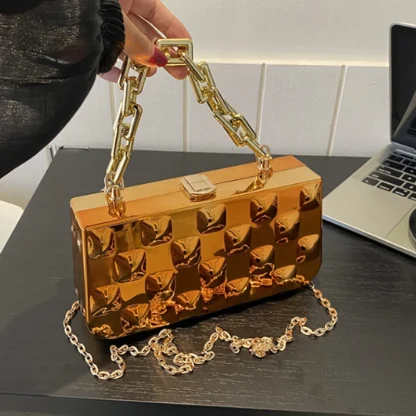 Glamourous Beach Handbag - Image 3