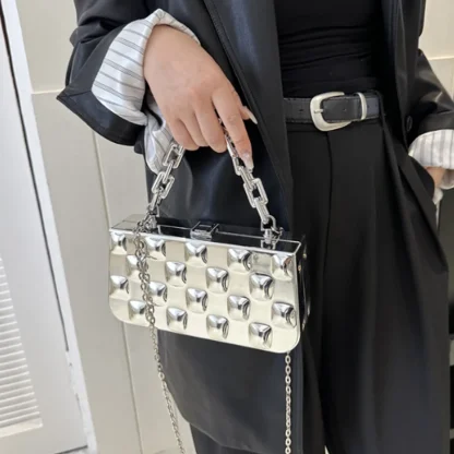 Glamourous Beach Handbag - Image 4