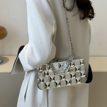 Glamourous Beach Handbag - Image 6