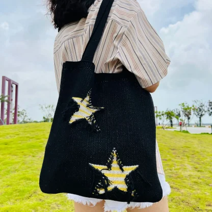 Coastal Comfort Knitted Beach Bag