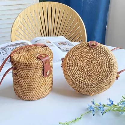 Seaside Circular Beach Bag - Image 2