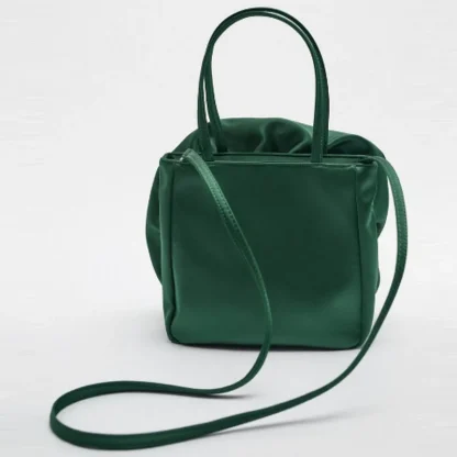 Flower Shaped Beach Handbag - Image 6