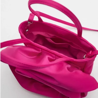 Flower Shaped Beach Handbag - Image 5