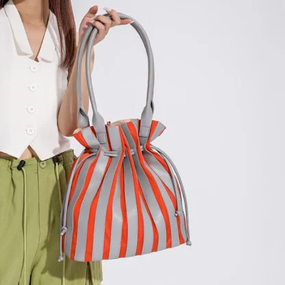 Classic Stripe Tote Beach Bag - Image 4