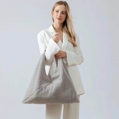 Plush Design Shoulder Beach Bag